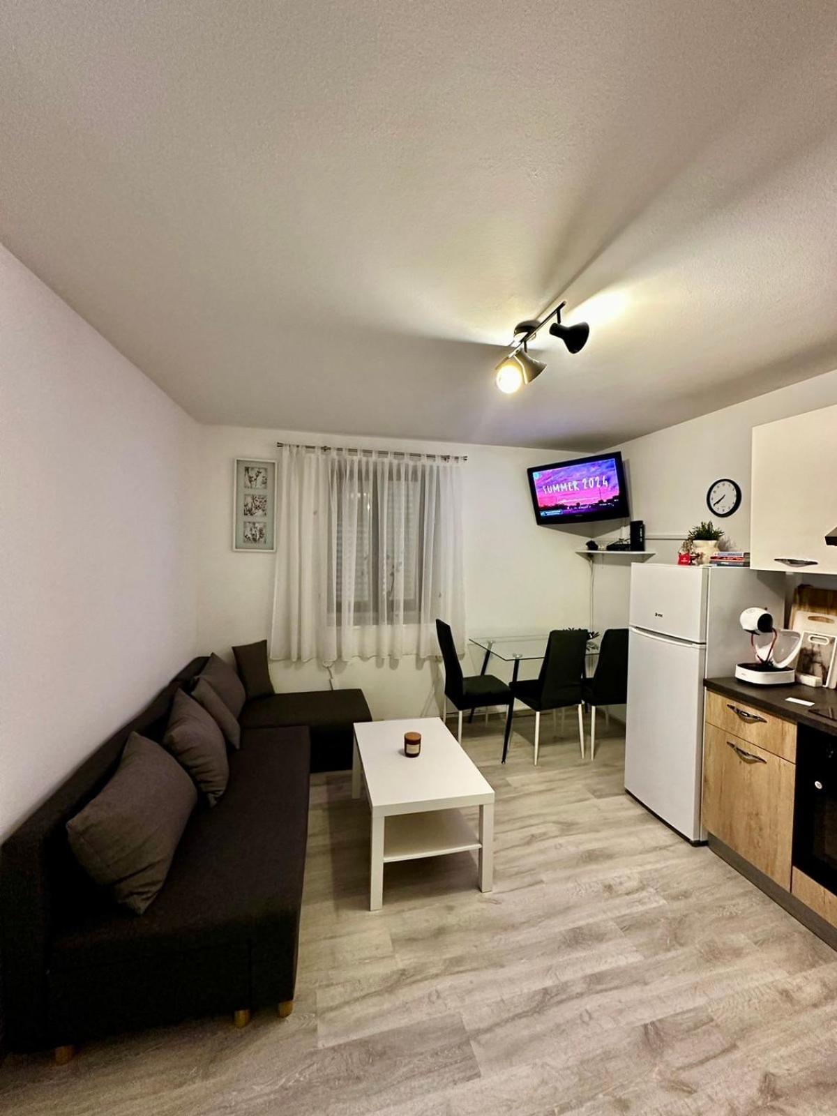 Apartma Jugo Koper Exterior photo
